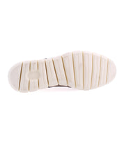 The image features the white textured rubber sole of the Bed|Stü Cayuga II derby shoe, shown with the tread facing upward against a plain white background.