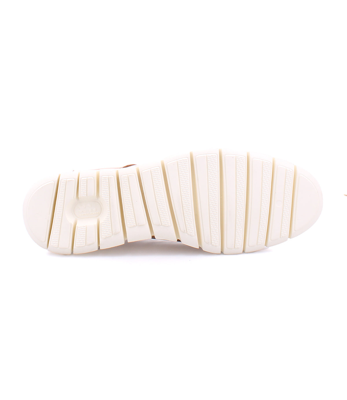 The white rubber sole of the Bed|Stü Cayuga II shoe features wide horizontal grooves and a textured tread pattern, displayed from the bottom against a plain white background—this durable sole is characteristic of derby shoes with classic brogue detailing.