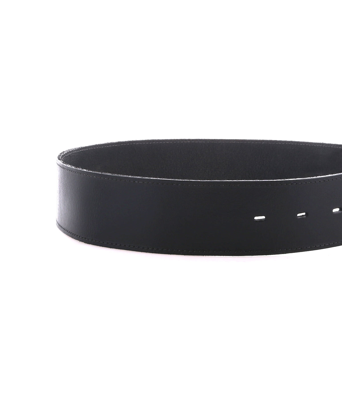 The Bed|Stü Dreampath genuine leather belt in black features multiple adjustment holes and a striking octagon metal buckle, displayed coiled on a white background.