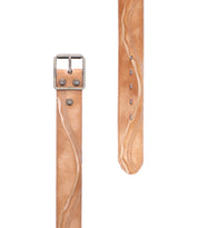 Introducing the Riven by Bed|Stü—a tan layered leather belt with a silver buckle, adorned with decorative waving stitched patterns and metal rivets near the buckle. Expertly crafted for everyday styling, this versatile and durable belt effortlessly elevates your look with its distinctive design and quality craftsmanship.