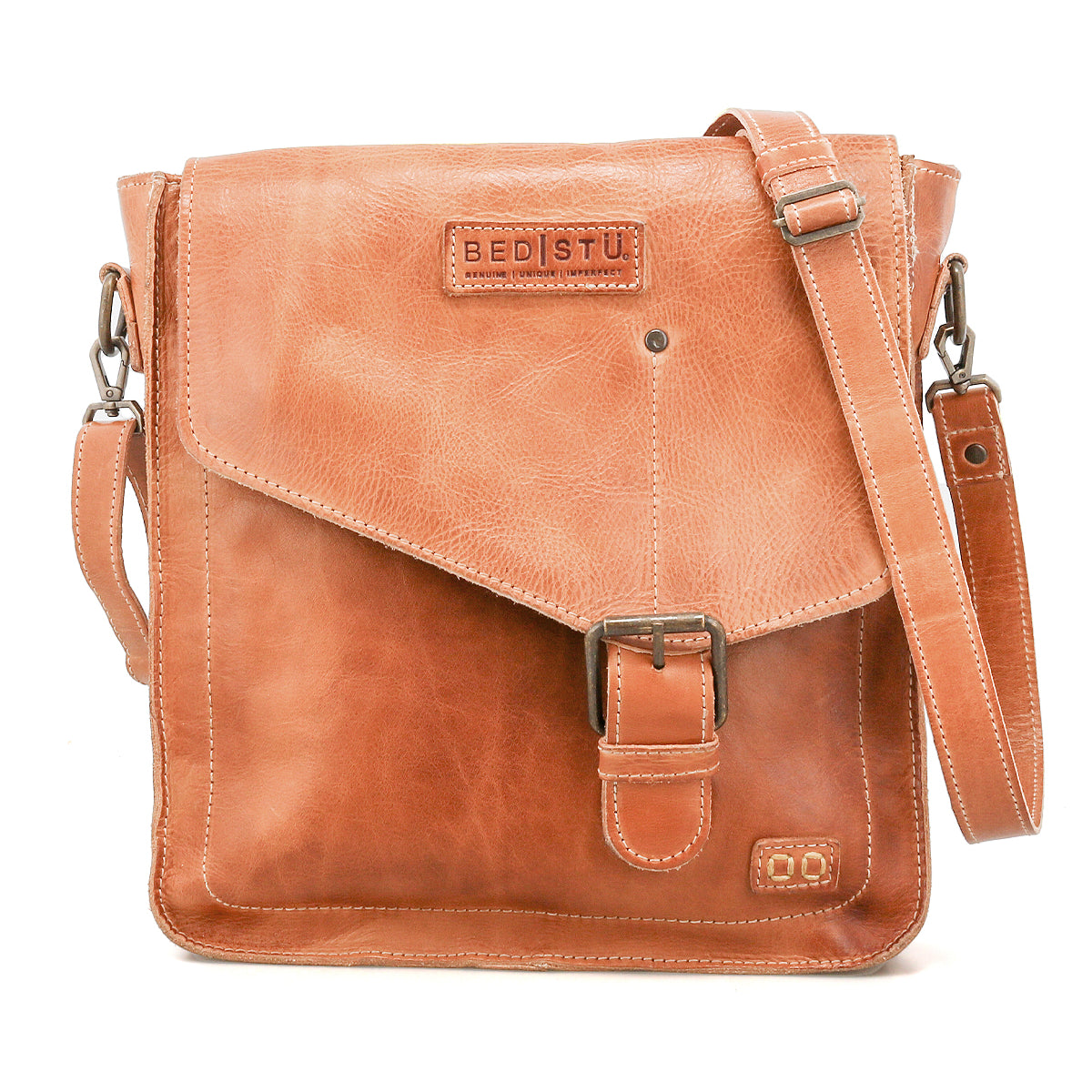 The Venice Beach crossbody bag by Bed|Stü features light brown full-grain leather, a flap closure with buckle detail, an adjustable strap, and the embossed Bed|Stü logo on the front.