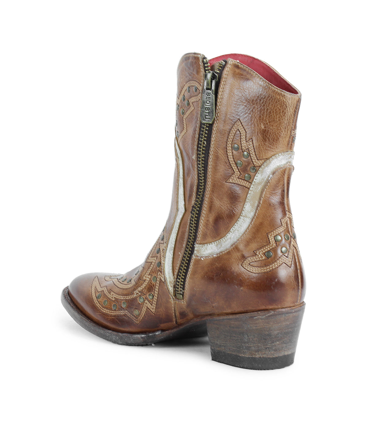 Bed|Stü Chamise brown leather western boot featuring decorative stitching, a side zipper, and a low heel, shown from a side angle against a white background.