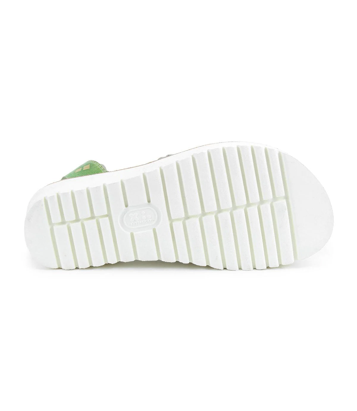 Bottom view of the Bed|Stü Clancy shoe in white, featuring a rubber sole with deep horizontal grooves and a glimpse of the green upper section at the top, designed with a cushioned insole for enhanced comfort.