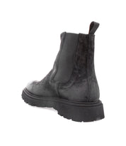 The Bed|Stü Grit men's Chelsea boots in black oiled suede feature a chunky sole, elastic side panel, and back pull tab, expertly photographed against a white background for a modern look.