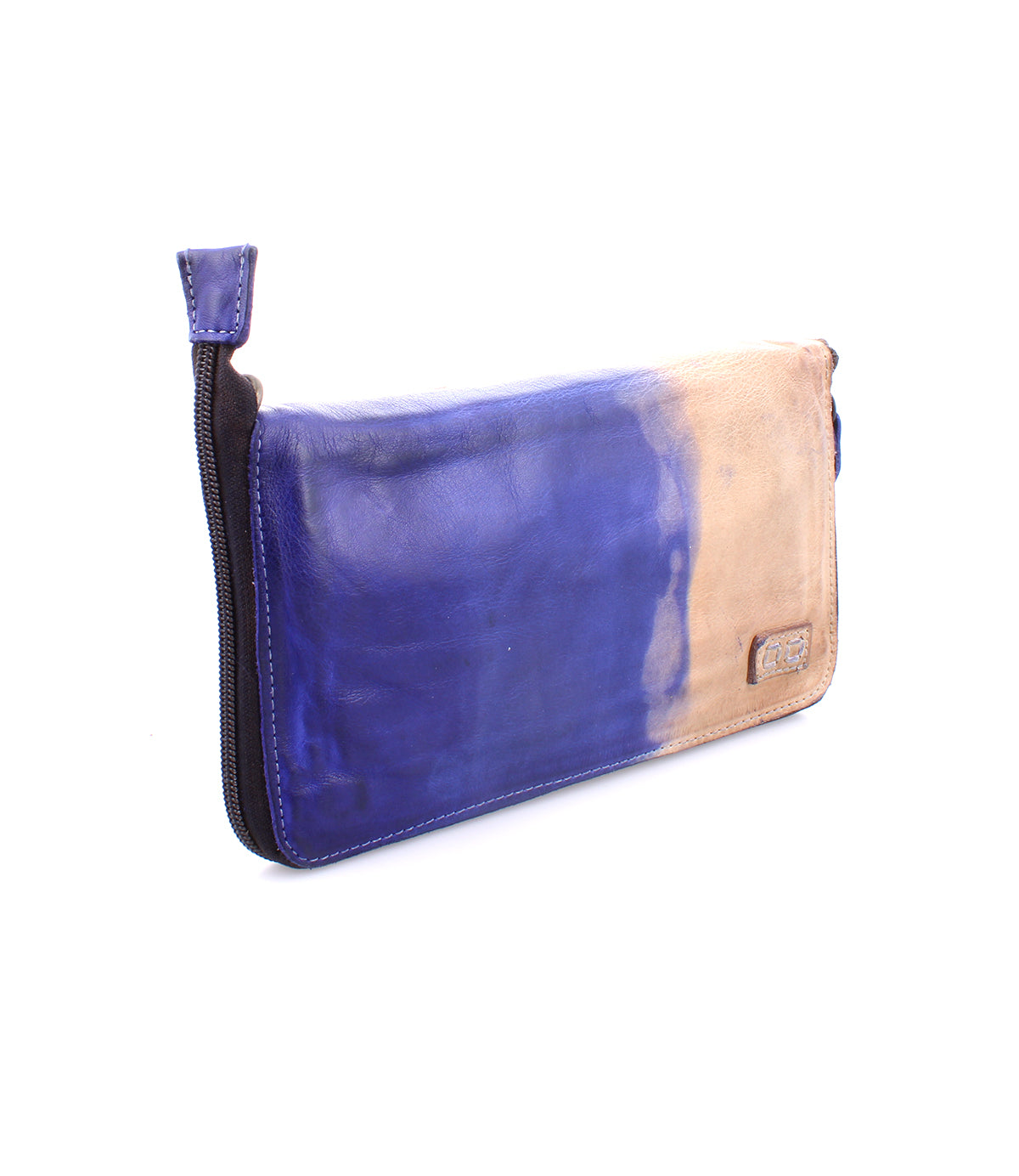 Introducing the Templeton II by Bed|Stü—a rectangular leather clutch featuring a stunning gradient design that transitions from blue on the left to tan on the right, complete with a convenient side zipper. This versatile piece can also double as a stylish wallet for your essentials.