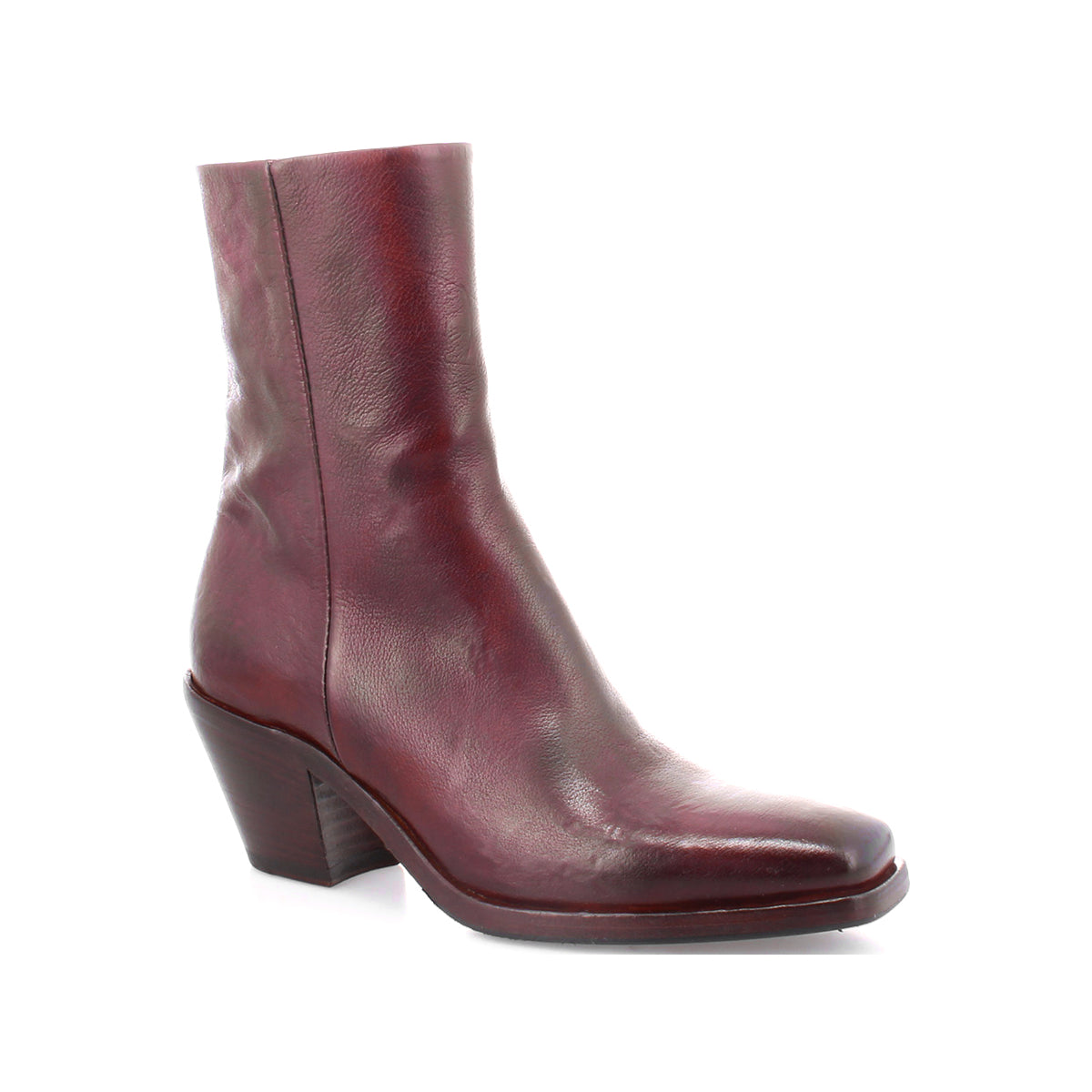 The Vendue by Bed|Stü is a single maroon ankle boot, expertly crafted from luxurious Italian leather with a rounded square toe and a chunky mid-height heel, displayed against a white background.