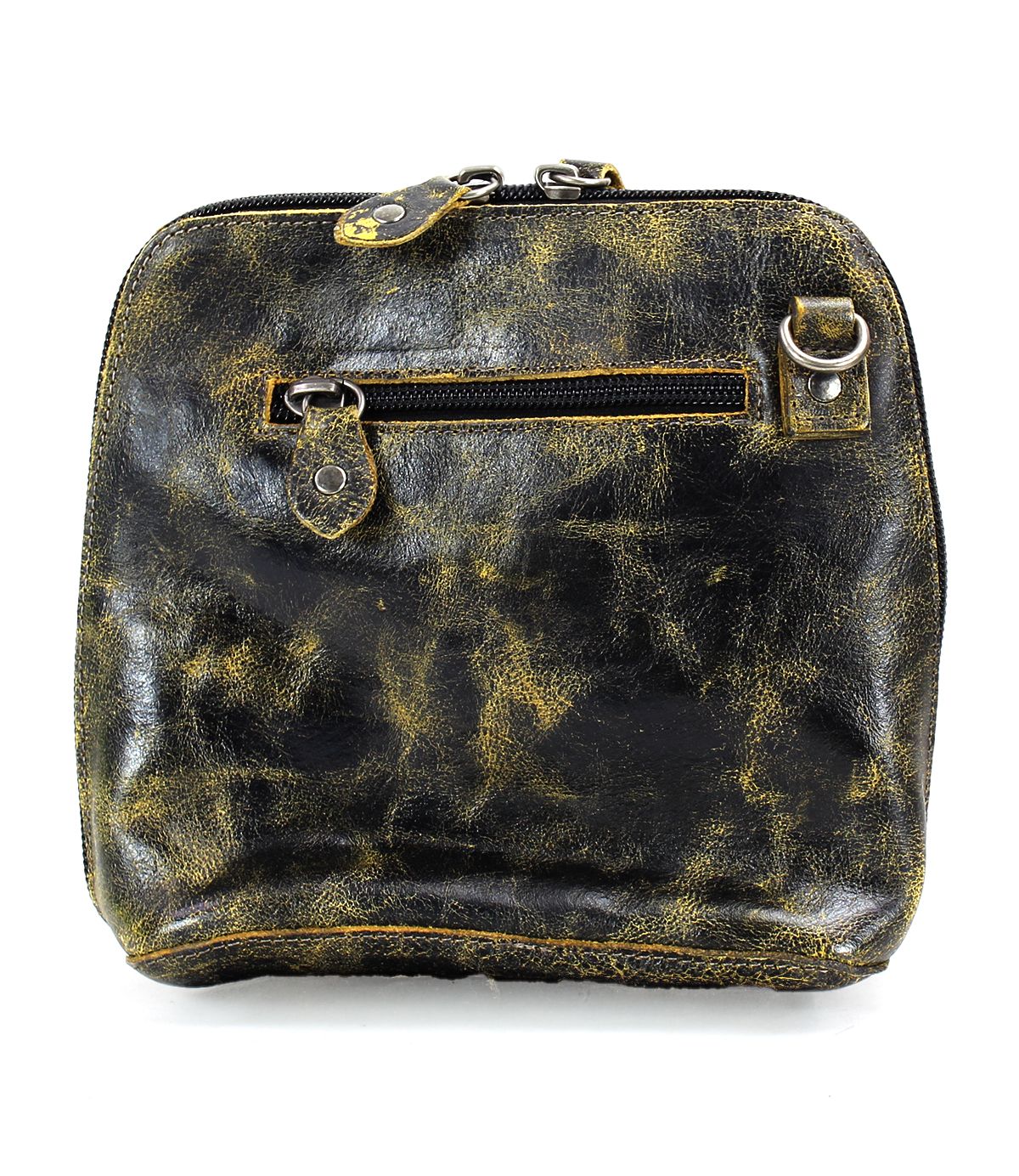 Bed|Stü Ventura worn black leather crossbody bag featuring a small exterior zip pocket, metal hardware, and surface scuffs and creases. This lightweight purse merges vintage character with everyday practicality.